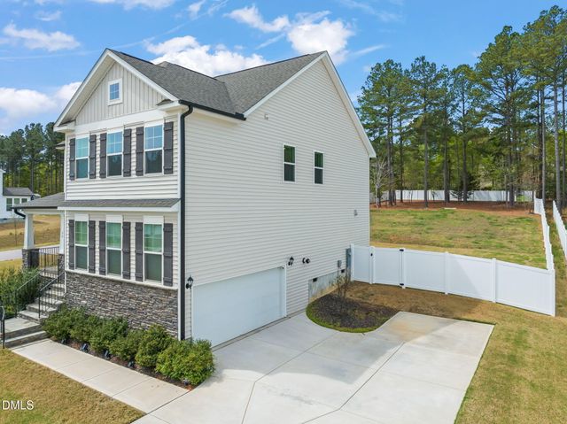 90 Ironwood Boulevard, Youngsville, NC 27596