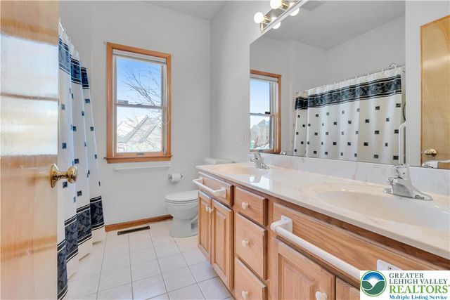 239 36th Street, Allentown City, PA 18104