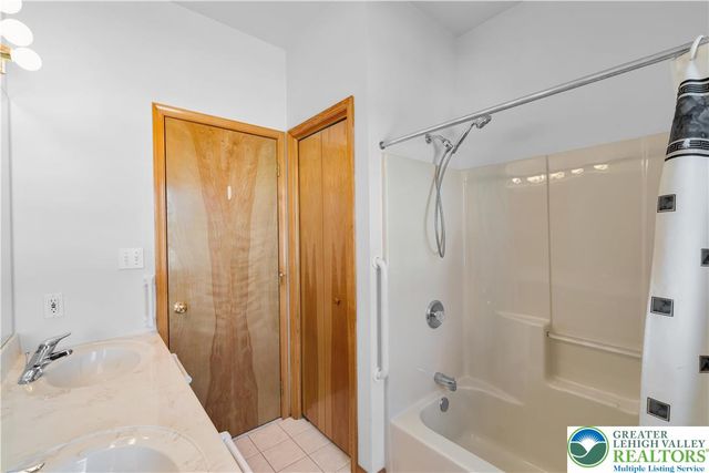 239 36th Street, Allentown City, PA 18104