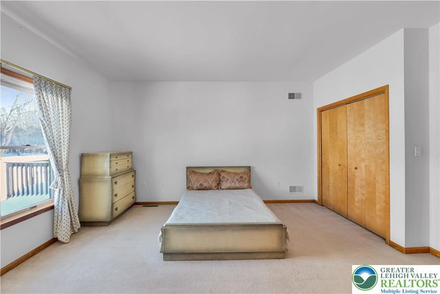 239 36th Street, Allentown City, PA 18104