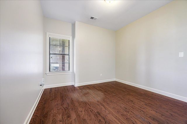 80 SHADY PINE CV, Oakland, TN 38060