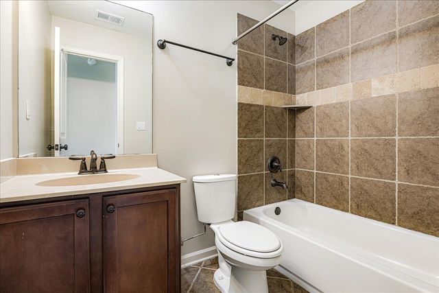 80 SHADY PINE CV, Oakland, TN 38060