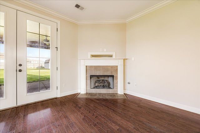 80 SHADY PINE CV, Oakland, TN 38060