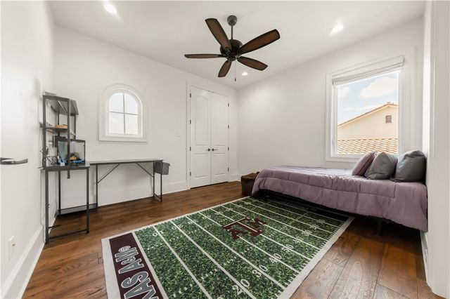 4231 Villaggio Court, Bryan, TX 77802