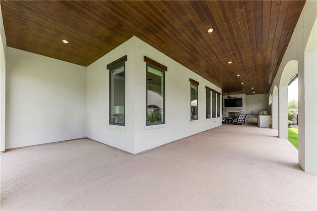 4231 Villaggio Court, Bryan, TX 77802