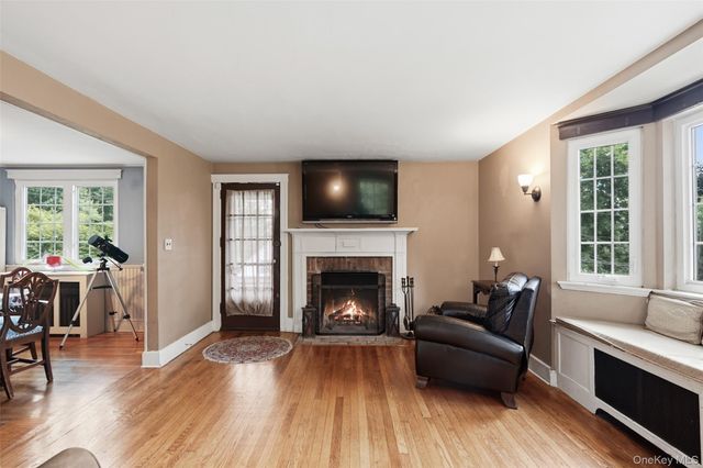 32 Thorn Avenue, Mount Kisco, NY 10549