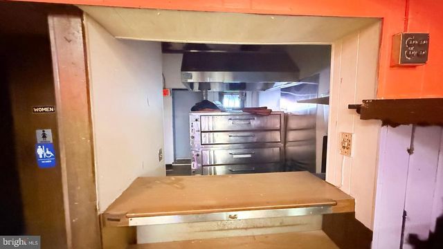 1042-44 BRUNSWICK AVE, Trenton, NJ 08638