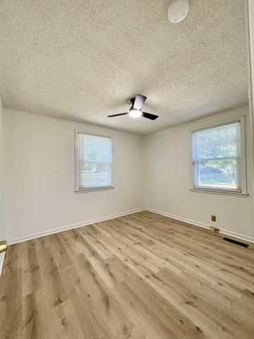 603 Colfax Dr, Nashville, TN 37214