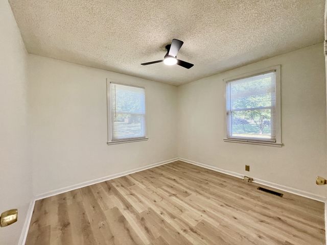 603 Colfax Dr, Nashville, TN 37214