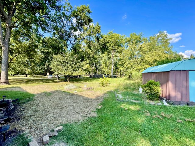 603 Colfax Dr, Nashville, TN 37214