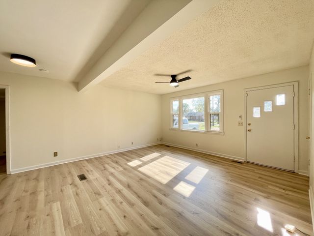 603 Colfax Dr, Nashville, TN 37214