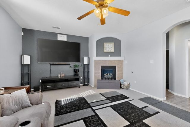 1464 Peppoli Loop SE, Rio Rancho, NM 87124