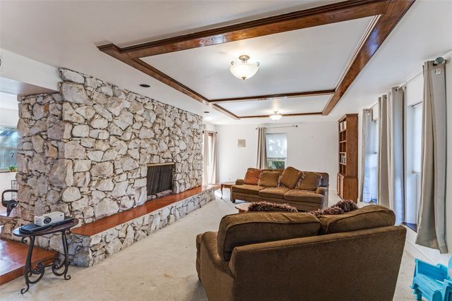 3844 Diamond Loch W, North Richland Hills, TX 76180