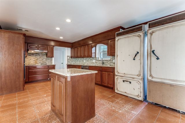 3844 Diamond Loch W, North Richland Hills, TX 76180