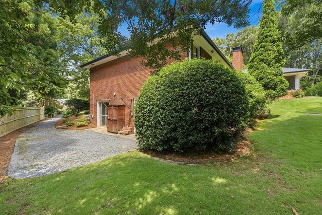 5607 Coronation Court, Dunwoody, GA 30338