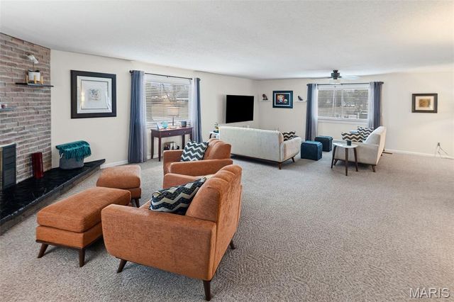 116 Thomas Ter, Edwardsville, IL 62025