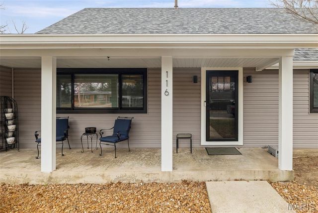 116 Thomas Ter, Edwardsville, IL 62025