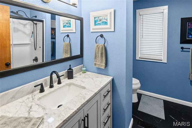 116 Thomas Ter, Edwardsville, IL 62025