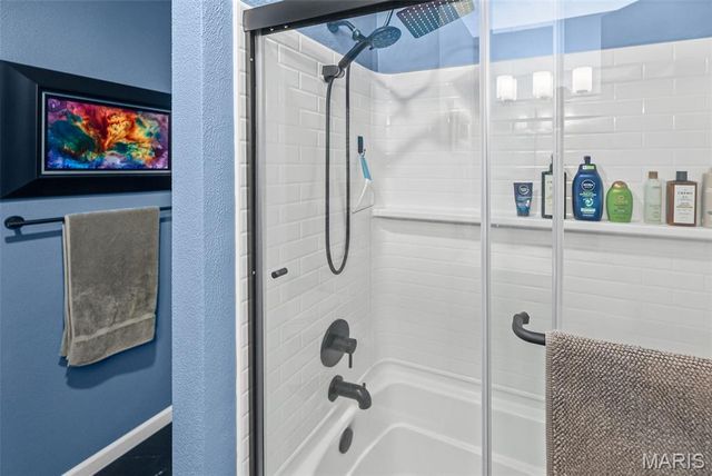 116 Thomas Ter, Edwardsville, IL 62025