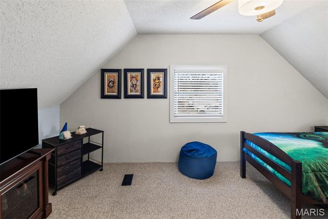 116 Thomas Ter, Edwardsville, IL 62025