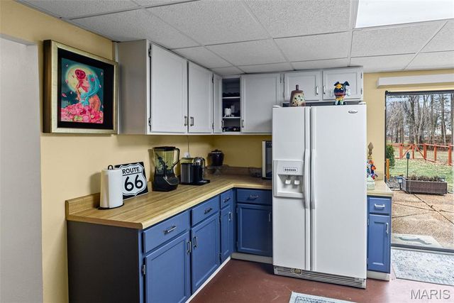 116 Thomas Ter, Edwardsville, IL 62025