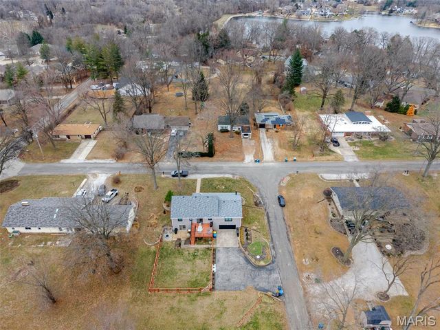 116 Thomas Ter, Edwardsville, IL 62025