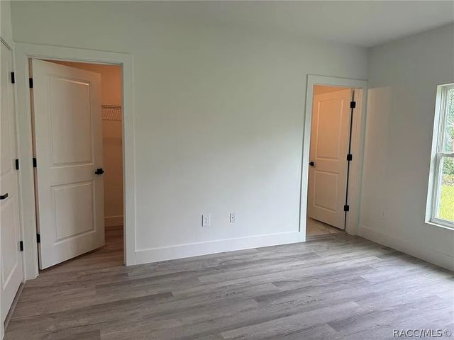 2007 W Hampshire Boulevard, Citrus Springs, FL 34434