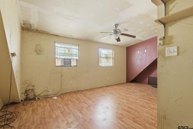 10661 W County Road 152, Bullard, TX 75757