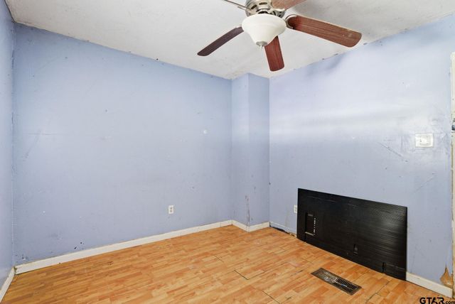 10661 W County Road 152, Bullard, TX 75757