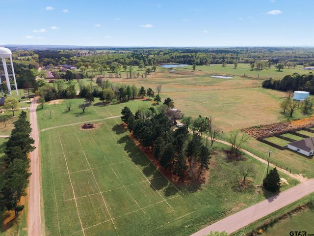 10661 W County Road 152, Bullard, TX 75757