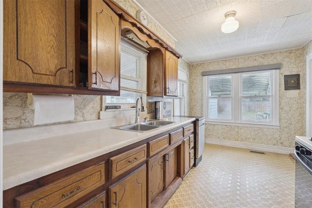 1951 N Louisa Avenue, Shawnee, OK 74804