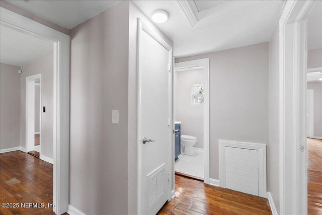 5026 COLONIAL Avenue, Jacksonville, FL 32210