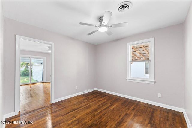 5026 COLONIAL Avenue, Jacksonville, FL 32210