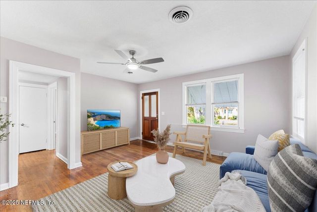 5026 COLONIAL Avenue, Jacksonville, FL 32210