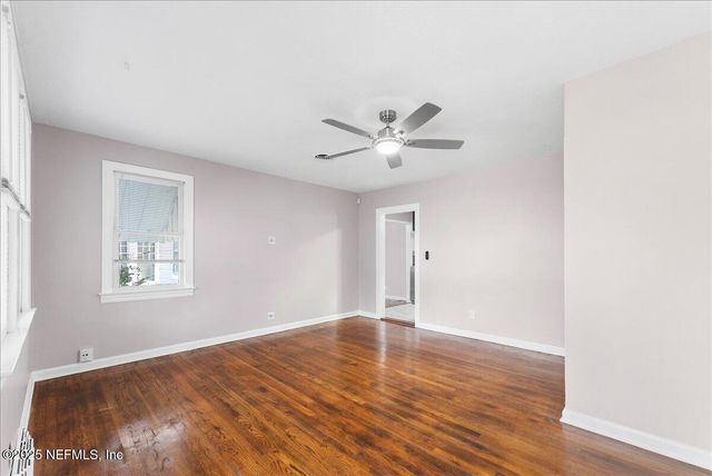 5026 COLONIAL Avenue, Jacksonville, FL 32210