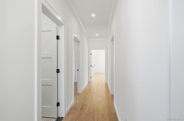 31 Gedney Way, White Plains, NY 10605