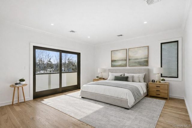 31 Gedney Way, White Plains, NY 10605