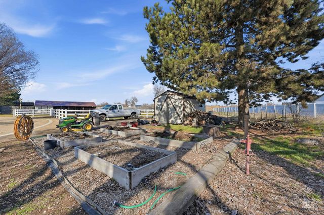 5702 E Victory Rd., Nampa, ID 83687