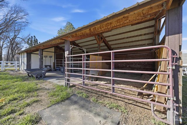 5702 E Victory Rd., Nampa, ID 83687