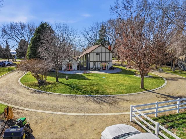 5702 E Victory Rd., Nampa, ID 83687