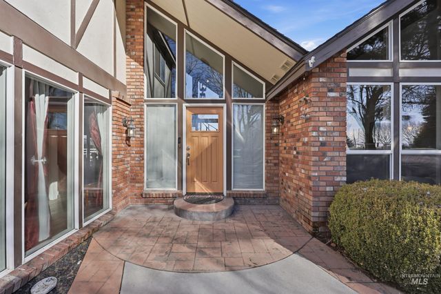 5702 E Victory Rd., Nampa, ID 83687