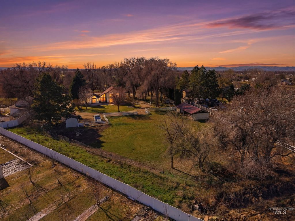 5702 E Victory Rd., Nampa, ID 83687