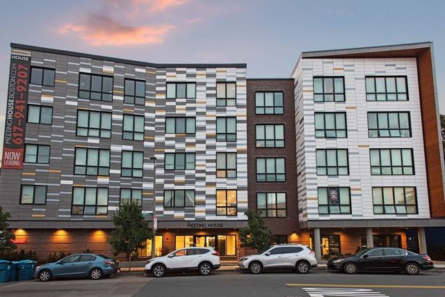 233 Hancock St, Boston, MA 02125