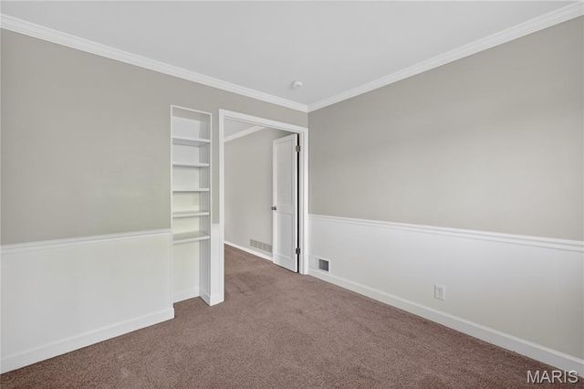 1041 N Clay Avenue E3, Kirkwood, MO 63122