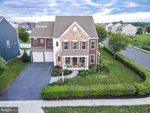 58 EDRIS LN, Mechanicsburg, PA 17050