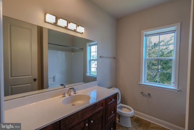 58 EDRIS LN, Mechanicsburg, PA 17050