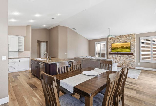42677 Turqueries Avenue, Palm Desert, CA 92211