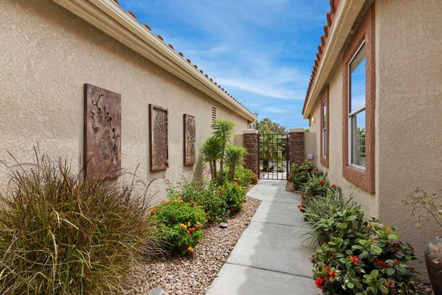 42677 Turqueries Avenue, Palm Desert, CA 92211