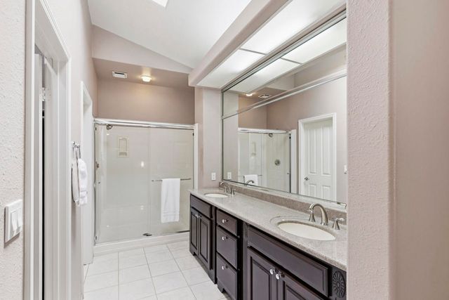 42677 Turqueries Avenue, Palm Desert, CA 92211