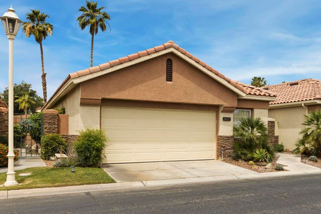 42677 Turqueries Avenue, Palm Desert, CA 92211